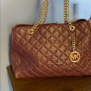 MK Michael Kors Susannah Quilted Tote